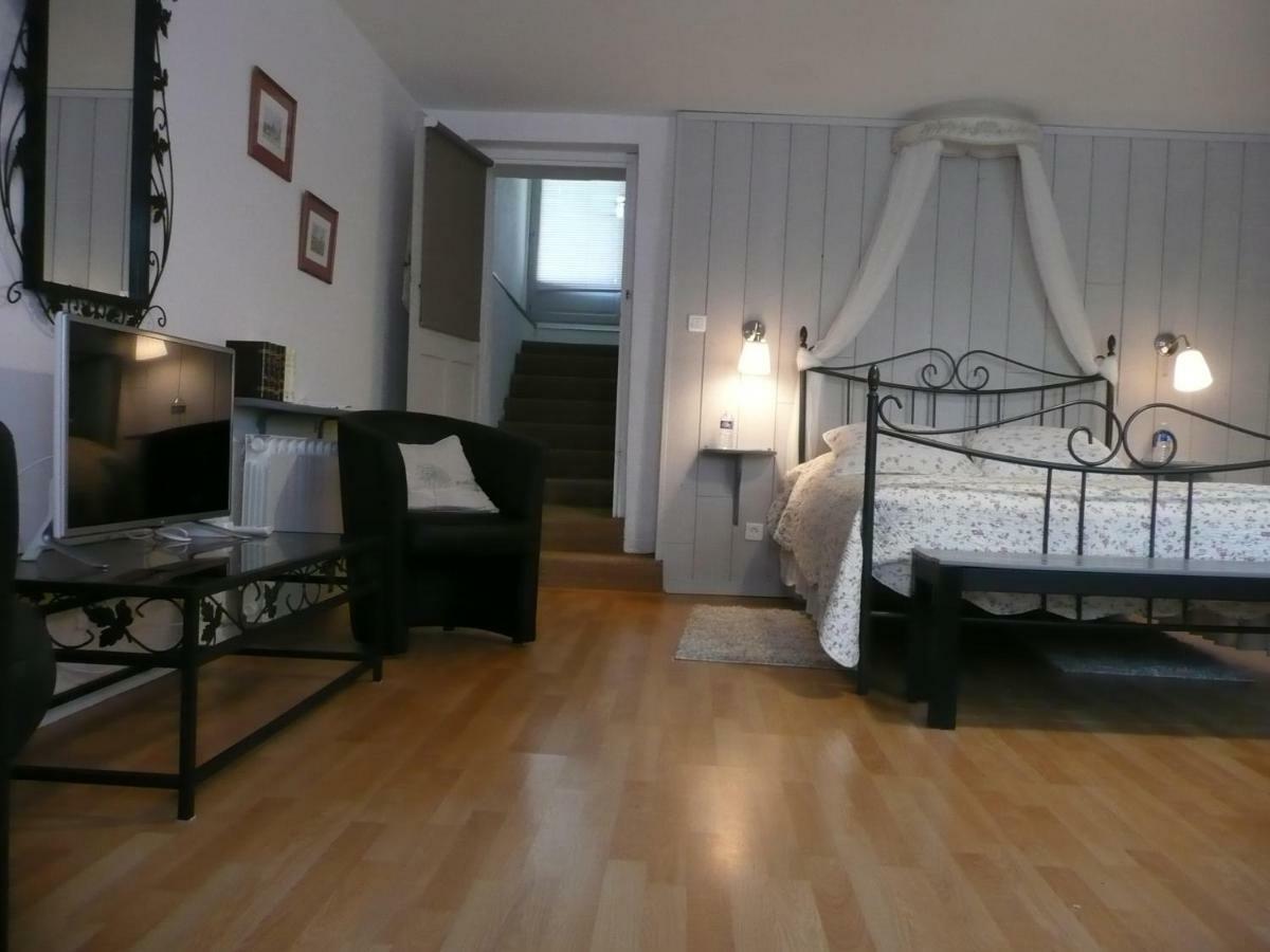 B&B Dinan La Priquetais Trévron Exteriér fotografie